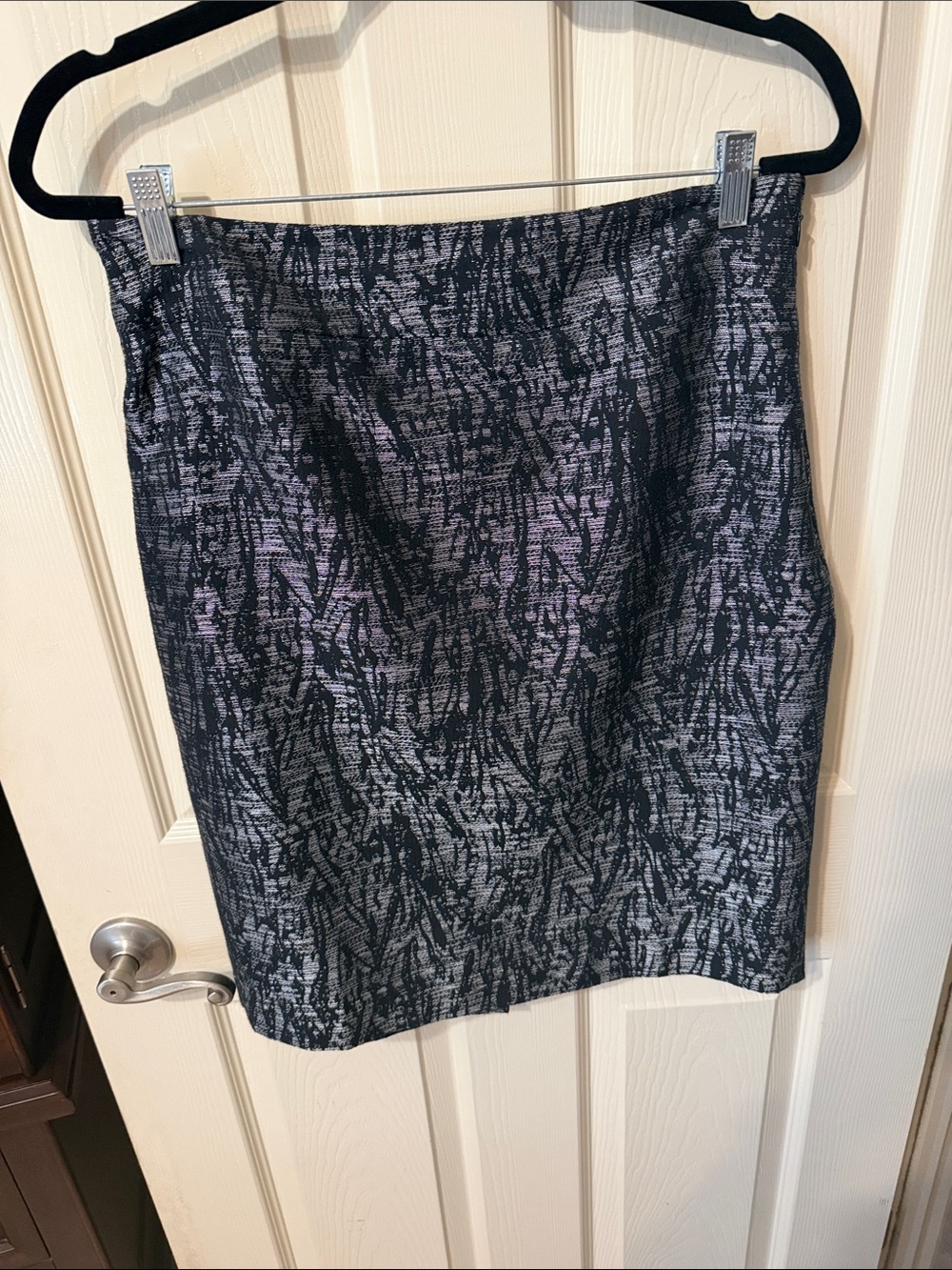 Ann Taylor Black and Gray Textured Pencil Skirt